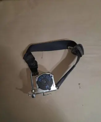 Opel Astra H Front seatbelt 61659 61559