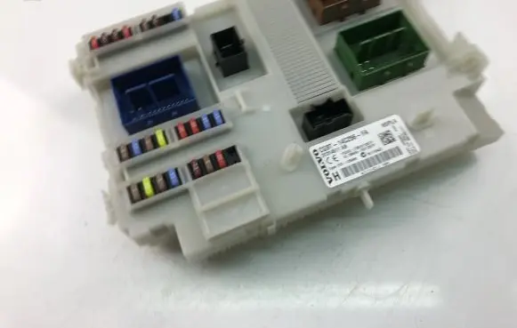 Volvo S60 Fuse box set 31314511AB