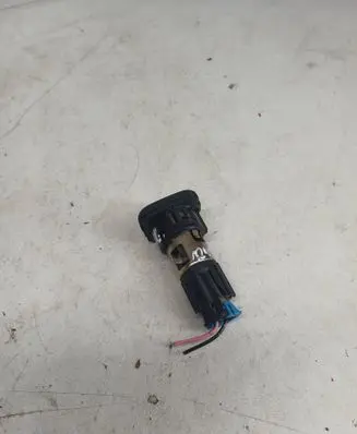 Mazda 5 12 V Socket (rear) 