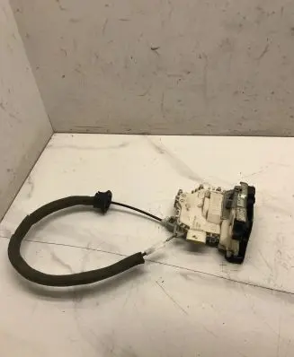 Audi A5 8T 8F Front door lock 8J2837015 46710068
