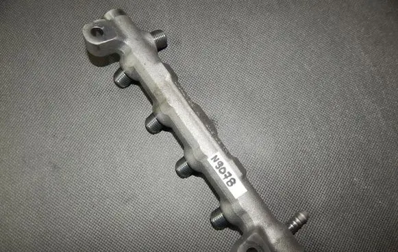 Volkswagen Tiguan Fuel main line pipe 04L089G