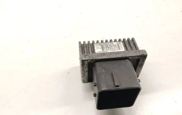 Renault Latitude (L70) Glow plug pre-heat relay 110678071R