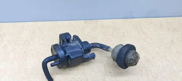 Mercedes-Benz CLK A209 C209 Turbo solenoid valve A0005450427