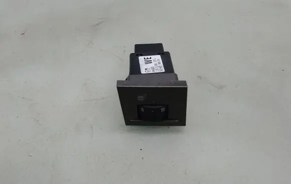 Opel Vectra C Seat heating switch 13138251
