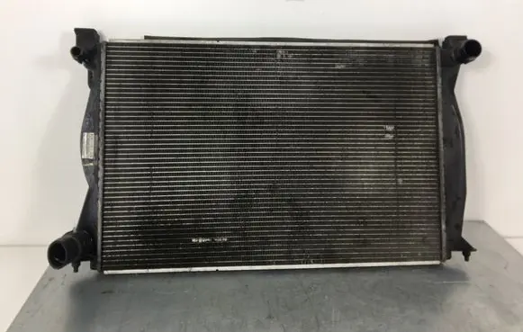 Audi A6 S6 C6 4F Coolant radiator 4F0121251N