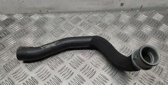 Air intake hose/pipe