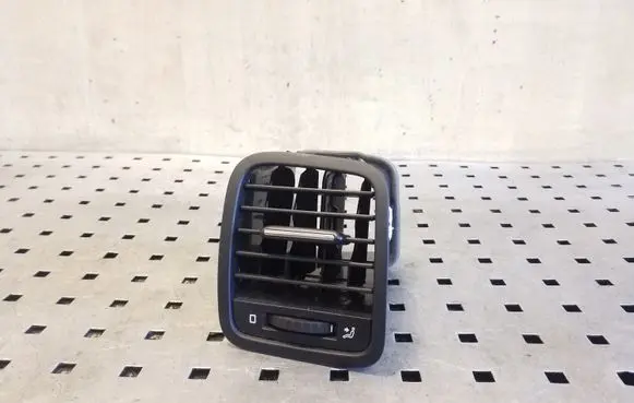 Skoda Yeti (5L) Dashboard side air vent grill/cover trim 5L0819702