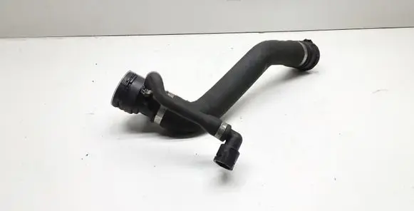 BMW 1 E81 E87 Engine coolant pipe/hose 7525641