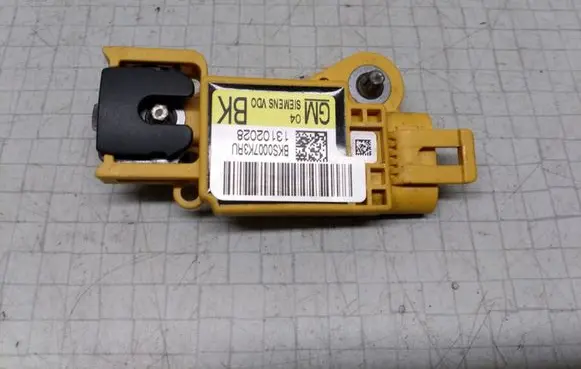 Opel Vectra C Airbag deployment crash/impact sensor 13102028