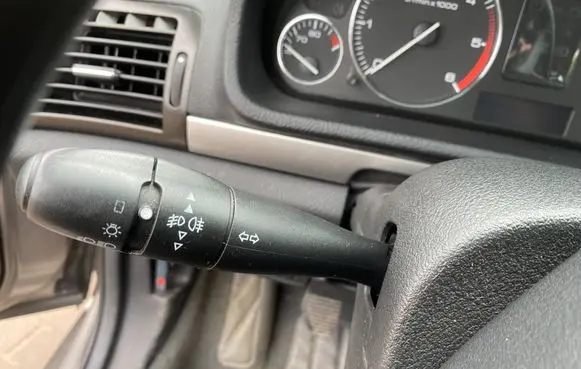 Peugeot 407 Light switch