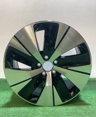Volvo XC40 R18 alloy rim 31680403