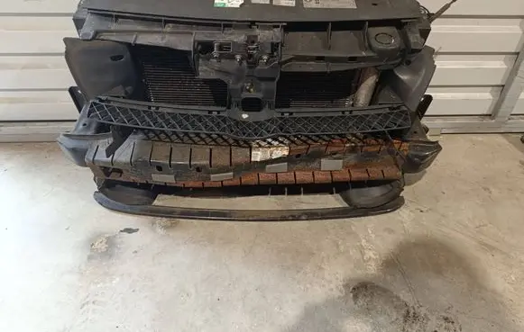 Volkswagen Sharan Radiator support slam panel 7N0