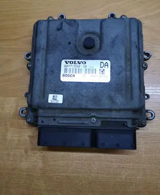 Volvo XC90 Engine control unit/module 30771550