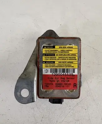 Toyota Avensis T220 Airbag deployment crash/impact sensor 8986005020 204216101