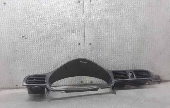 Subaru Legacy Panel trim
