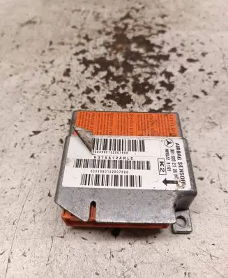 Mercedes-Benz E W210 Airbag control unit/module 0018202126 MRSZ29169