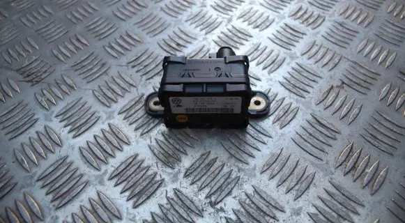 Volkswagen Golf V ESP acceleration yaw rate sensor 7H0907655A