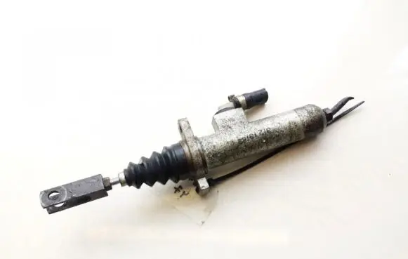 Audi 80 90 B3 Clutch master cylinder