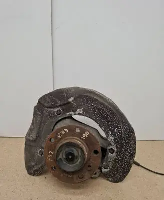 BMW 4 F32 F33 Front wheel hub 19878810 6799097