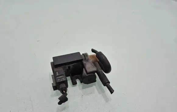 Porsche Macan (95B) Vacuum valve 94660515500