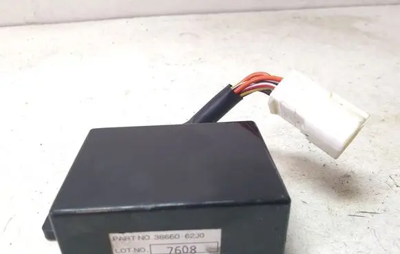 Suzuki Swift I Comfort/convenience module 3866062J0