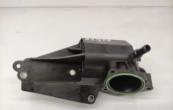 Engine coolant pipe/hose