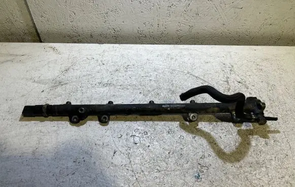 Mercedes-Benz ML W163 Fuel main line pipe A6120720095 000398