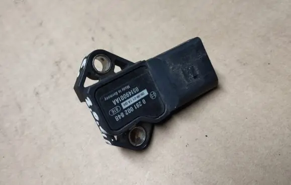 Dodge Caliber Air pressure sensor 05149001AA