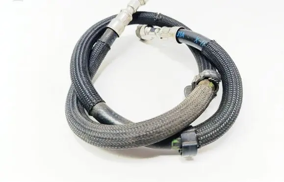 BMW 1 E82 E88 Fuel line pipe 14089210
