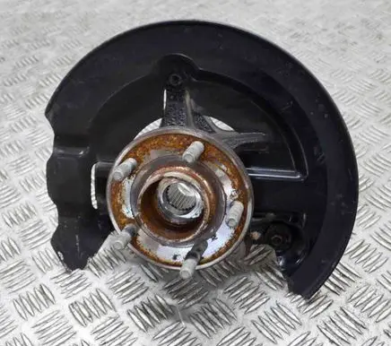 Ford Focus Front wheel hub AV613K170