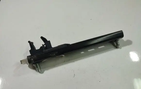 Opel Corsa D Seat belt adjustment rail GM13153271