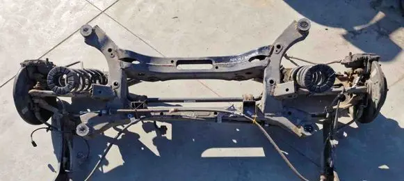 Hyundai Tucson TL Rear axle beam 55220D3050 55100D3050