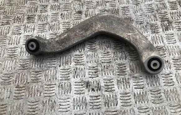 Audi A6 C7 Rear upper control arm/wishbone 8K0505323H