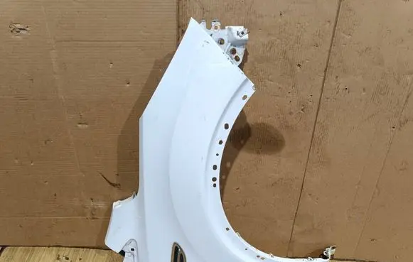 Ford Kuga II Fender K261C