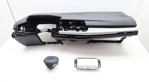 Volkswagen Golf VIII Dashboard 5H1857003 7224788 21247194