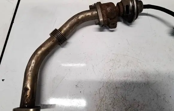 Volkswagen PASSAT B5 EGR valve line/pipe/hose 028131521D