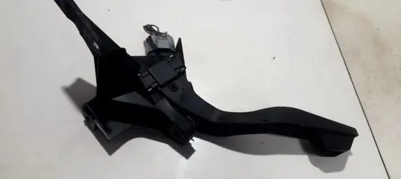 Ford Mondeo Mk III Accelerator throttle pedal 2S719F836DA XRSF-9F832-BD
