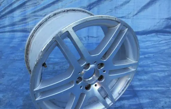 Mercedes-Benz C AMG W204 R17 alloy rim 