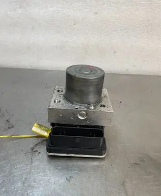 Toyota Yaris XP210 Master brake cylinder DOTOYOTAYARISIV4