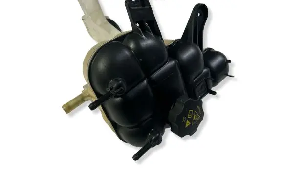 Dodge Durango III Coolant expansion tank/reservoir 68244088AA