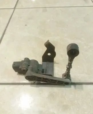 Land Rover Range Rover L405 Air suspension front height level sensor CPLA3D026AA 304092 16068