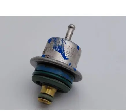 Opel Corsa B Fuel pressure regulator 0280160582