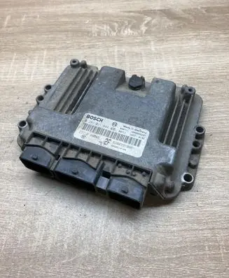 Renault Megane II Engine control unit/module ECU 8200391966 0281011644