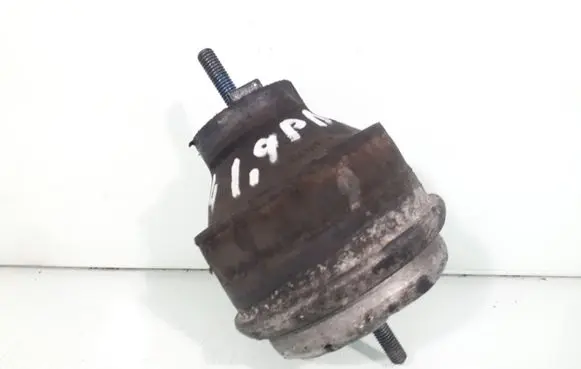 Audi A4 S4 B5 8D Engine mount bracket 8D0199379AC