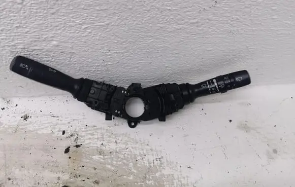 Hyundai i40 Headlight wiper switch 