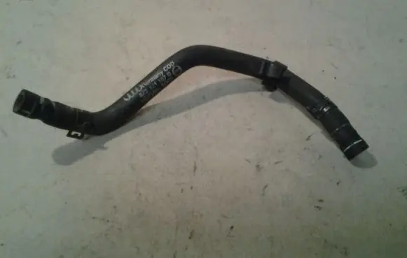 Audi A2 Engine coolant pipe/hose 8Z2121107B