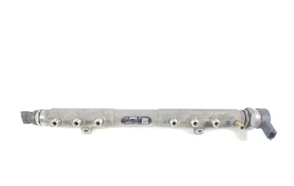 Volvo S80 Fuel main line pipe 31259011