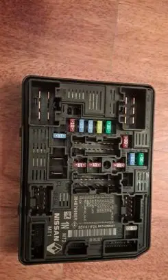 Renault Espace VI Fuse box set 284B79985R