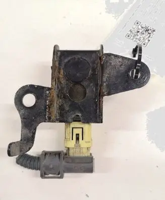 Toyota Avensis T250 Airbag deployment crash/impact sensor 8917405010