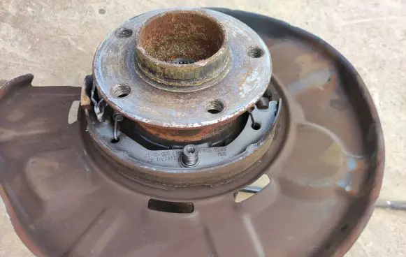 BMW 4 F36 Gran coupe Rear wheel hub spindle/knuckle 200417E
